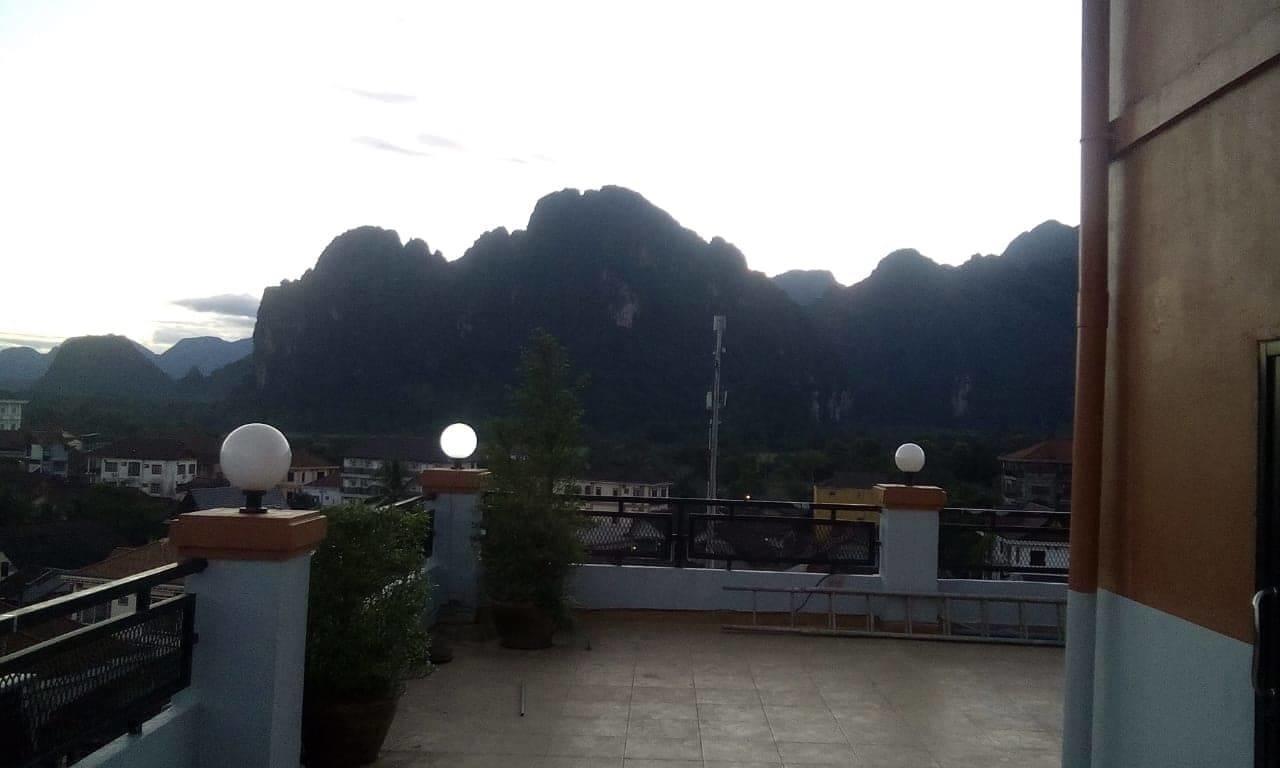Tna Hotel 万荣 外观 照片